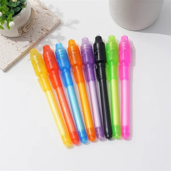 UV Light Highlighter Pen With Invisible Ink - UV Light Highlighter Pen With Invisible Ink - Image 4 of 4