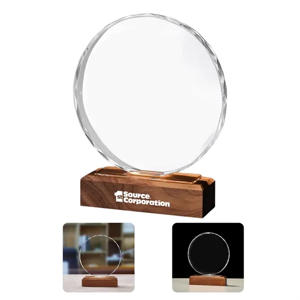 Crystal Trophy - Crystal Trophy - Image 0 of 3