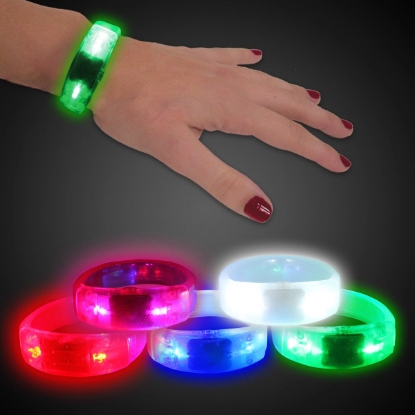 8" Light Up LED Glow Bangle Bracelet - 8" Light Up LED Glow Bangle Bracelet - Image 1 of 6