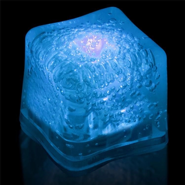 Light Up Premium LitedIce Brand Ice Cube, Digi-Print - Light Up Premium LitedIce Brand Ice Cube, Digi-Print - Image 5 of 12