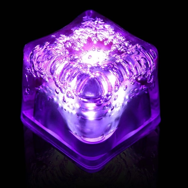 Light Up Premium LitedIce Brand Ice Cube, Digi-Print - Light Up Premium LitedIce Brand Ice Cube, Digi-Print - Image 9 of 12
