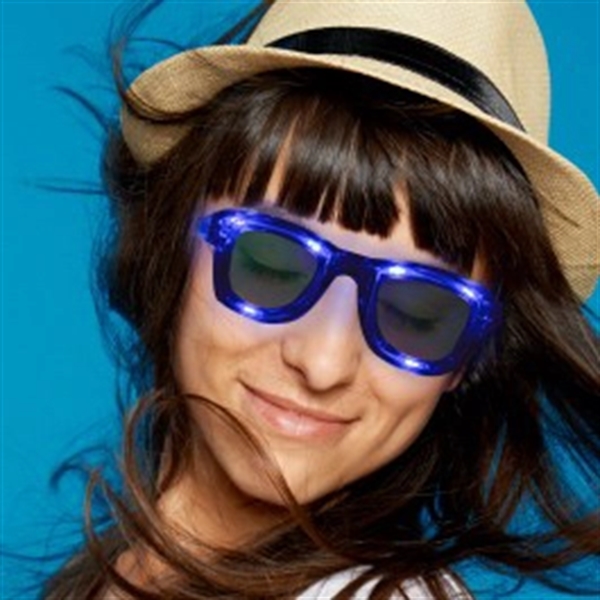 LED Classic Retro Sunglasses with Sound Option - LED Classic Retro Sunglasses with Sound Option - Image 1 of 10