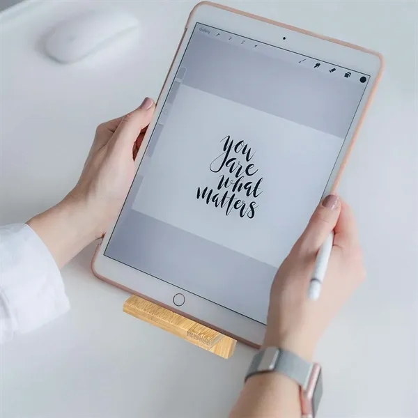 Detachable Portable Wood Phone Holder with Charging Hole - Detachable Portable Wood Phone Holder with Charging Hole - Image 3 of 4