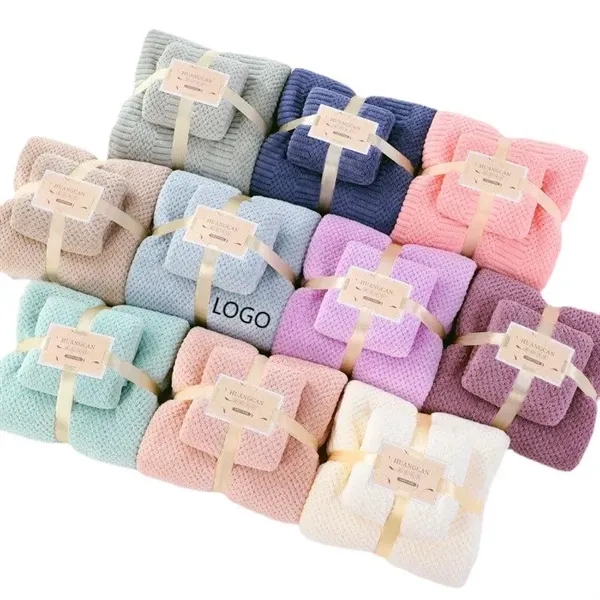 Embroidery Bathroom Towel Set - Embroidery Bathroom Towel Set - Image 0 of 3