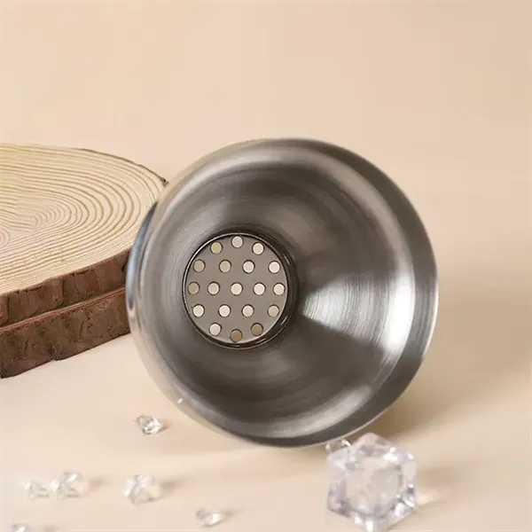 Classic Cocktail Shaker - Classic Cocktail Shaker - Image 2 of 3