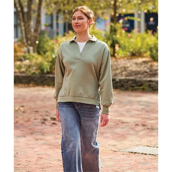 Women's Coastal Sweatshirt
