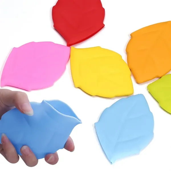 Leaf Shape Silicone Folding Cup - Leaf Shape Silicone Folding Cup - Image 2 of 9