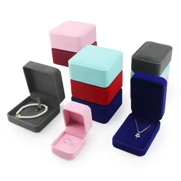 Luxury Jewelry Gift Box - Luxury Jewelry Gift Box - Image 4 of 6