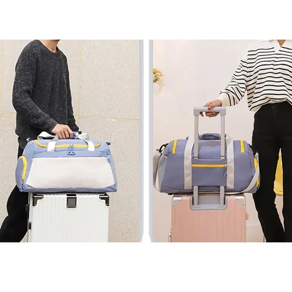 Large Capacity Lightweight Gym Bag - Large Capacity Lightweight Gym Bag - Image 4 of 4
