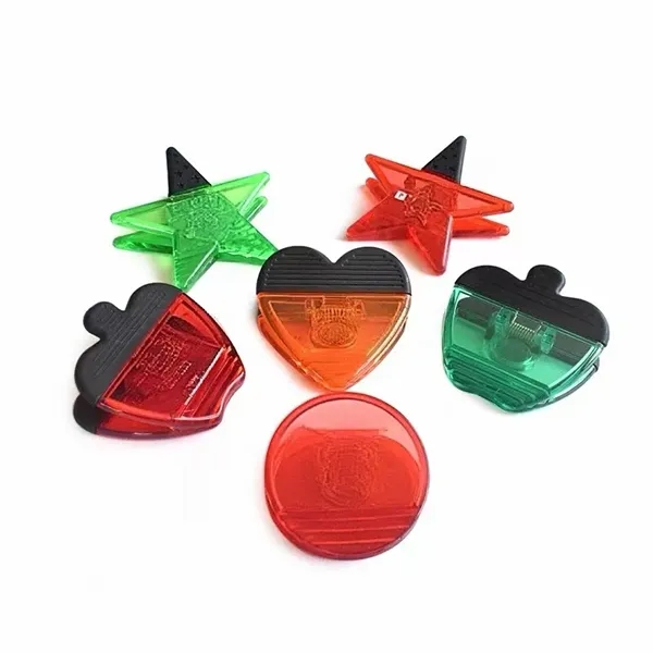 Multipurpose Heart Shape Plastic Magnetic Clip - Multipurpose Heart Shape Plastic Magnetic Clip - Image 3 of 3