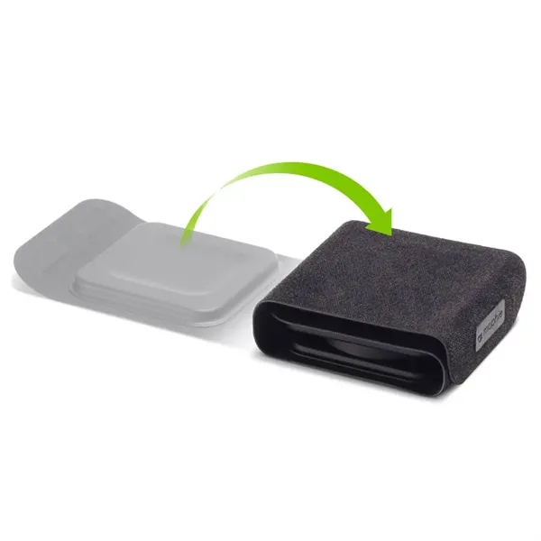 Mophie 3 in 1 Travel Charger - Mophie 3 in 1 Travel Charger - Image 7 of 8