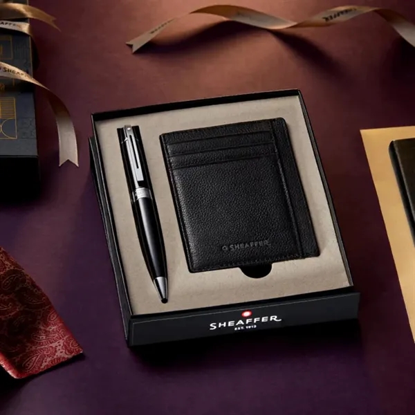 SHEAFFER® Gift Set Black 300 Ballpoint Pen w/ Card Holder - SHEAFFER® Gift Set Black 300 Ballpoint Pen w/ Card Holder - Image 8 of 9