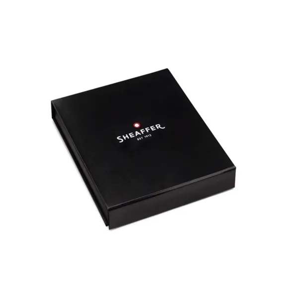 SHEAFFER® Gift Set Gold 300 Ballpoint Pen w/ Card Holder - SHEAFFER® Gift Set Gold 300 Ballpoint Pen w/ Card Holder - Image 4 of 9