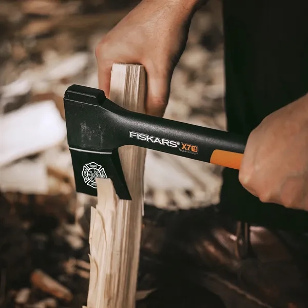 Fiskars® X7 Hatchet 14" - Fiskars® X7 Hatchet 14" - Image 4 of 5