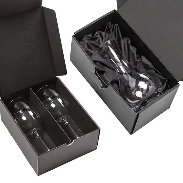 Woodbury Carafe & Burlington Wine - Woodbury Carafe & Burlington Wine - Image 1 of 5