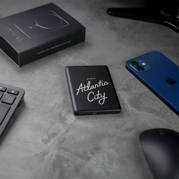 Jupiter 3 - Ultra compact 5000 mah magnetic power bank - Jupiter 3 - Ultra compact 5000 mah magnetic power bank - Image 1 of 6