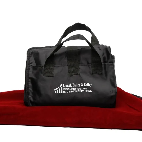 Fleece / Nylon Picnic Blanket - Fleece / Nylon Picnic Blanket - Image 3 of 17