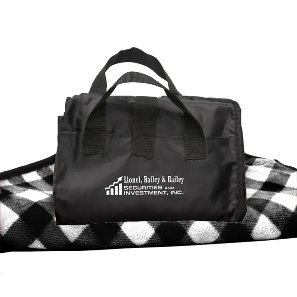 Fleece / Nylon Picnic Blanket - Fleece / Nylon Picnic Blanket - Image 8 of 17