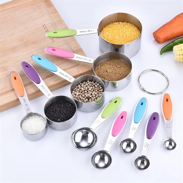 5 In 1 Measuring Cups And Spoons Set With Silicone Handles - 5 In 1 Measuring Cups And Spoons Set With Silicone Handles - Image 2 of 2