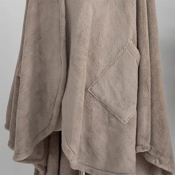 Berkshire PrimaLush Cape Wrap With Pockets - String - Berkshire PrimaLush Cape Wrap With Pockets - String - Image 1 of 3