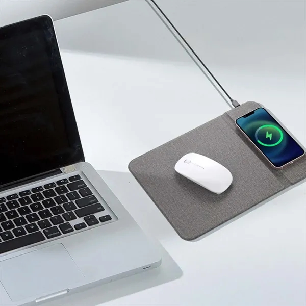 Versatile Slim 15W Wireless Charger Mouse Pad - Versatile Slim 15W Wireless Charger Mouse Pad - Image 2 of 4