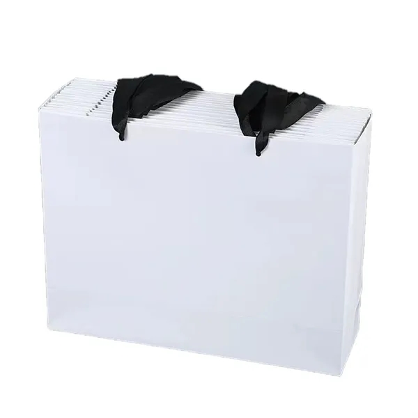 Clothing Handbag - Clothing Handbag - Image 2 of 3