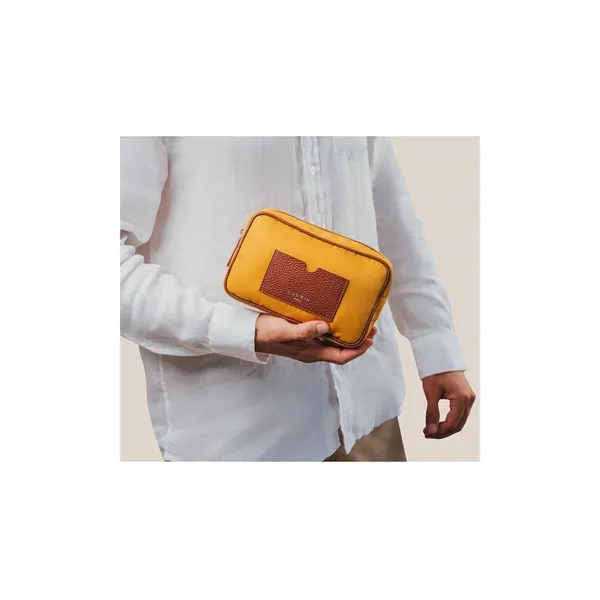 Toiletry Bag Small - Toiletry Bag Small - Image 3 of 4
