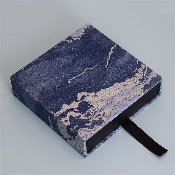 4.3 Inch PE Film Jewelry Display Box - 4.3 Inch PE Film Jewelry Display Box - Image 7 of 8
