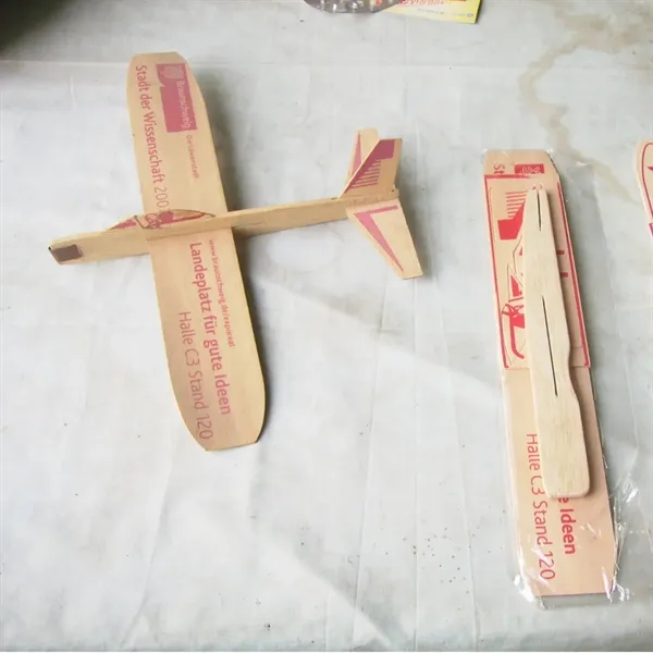 DIY Balsa Wood Airplane Model for Kids Learning - DIY Balsa Wood Airplane Model for Kids Learning - Image 7 of 8