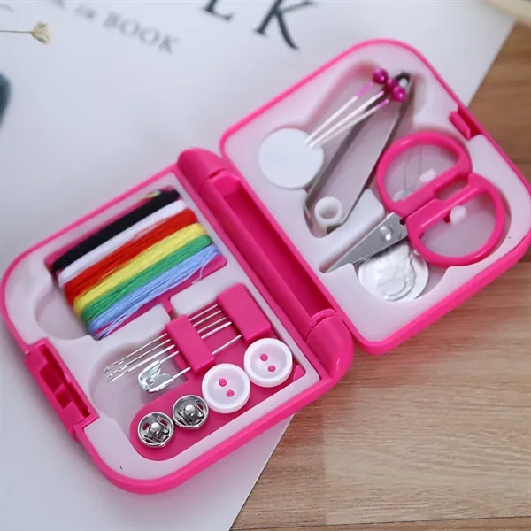 Sewing Kit In Case - Sewing Kit In Case - Image 3 of 5