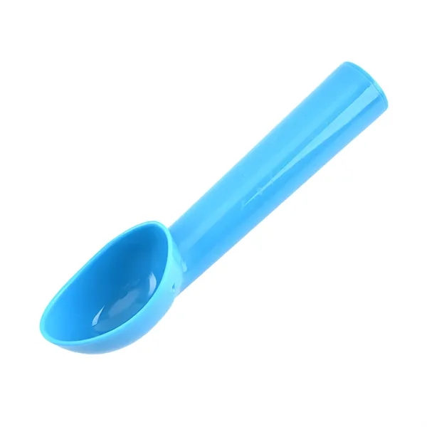 Sturdy Scooper