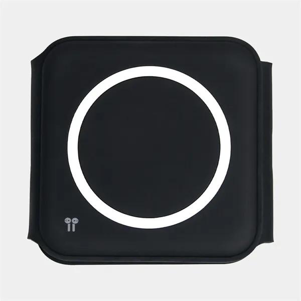 Trio - 3-in-1 compact travel charger - black - Trio - 3-in-1 compact travel charger - black - Image 2 of 3