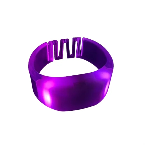 Remote Control Luminous Bracelet - Remote Control Luminous Bracelet - Image 5 of 6