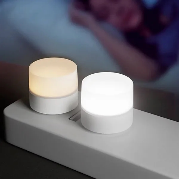 USB Seven Color Night Light - USB Seven Color Night Light - Image 3 of 4