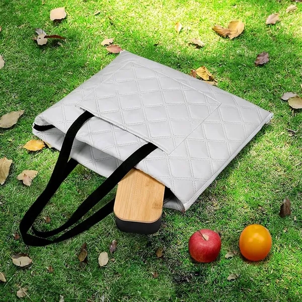2 in 1 Foldable Picnic Mat and Tote bag - 2 in 1 Foldable Picnic Mat and Tote bag - Image 3 of 3