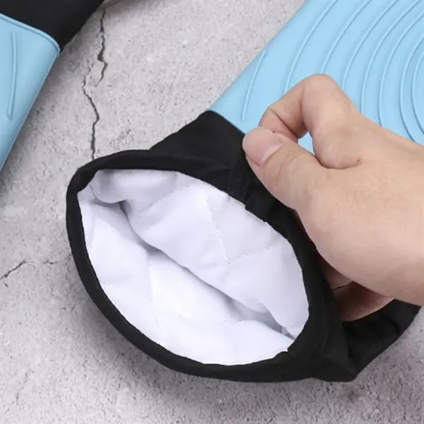 Silicone Oven Mitts - Silicone Oven Mitts - Image 4 of 5