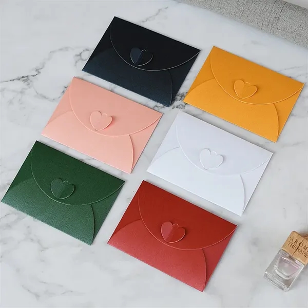 Premium Heart Button Envelope with Foil Stamping - Premium Heart Button Envelope with Foil Stamping - Image 5 of 9