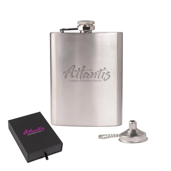 Oakhurst 8 Oz. Flask and Funnel Gift Set