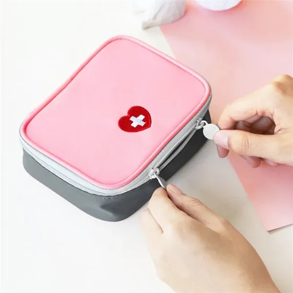 Mini Outdoor First Aid Kit Bag - Mini Outdoor First Aid Kit Bag - Image 2 of 3