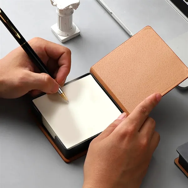 PU Leather Sticky Note Holder with Refillable Memo Pad - PU Leather Sticky Note Holder with Refillable Memo Pad - Image 3 of 4