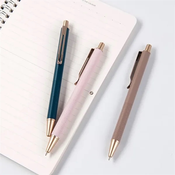 Harlow Pen - Harlow Pen - Image 1 of 2