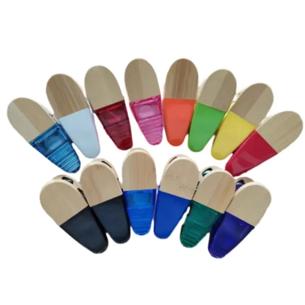 Bamboo Magnet Clip - Bamboo Magnet Clip - Image 1 of 2