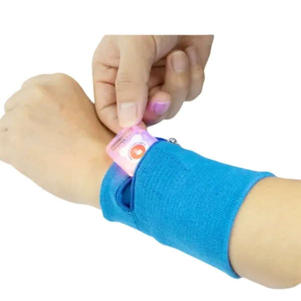 Wrist Hand Tower Sweatband - Wrist Hand Tower Sweatband - Image 8 of 9