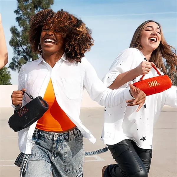 JBL Charge 6 Portable Waterproof Speaker with Powerbank - JBL Charge 6 Portable Waterproof Speaker with Powerbank - Image 8 of 10