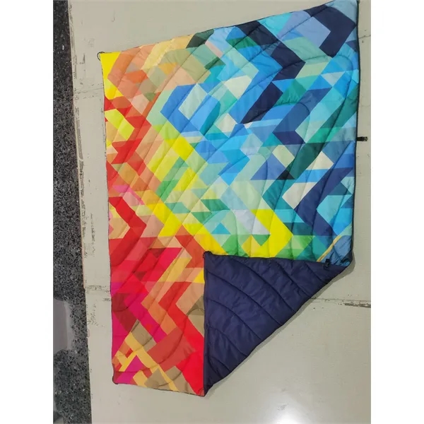 Outdoor Puffy Camping Blanket - Outdoor Puffy Camping Blanket - Image 11 of 11