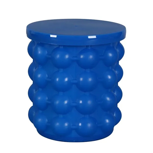 Silicone Ice Cube Maker Genie with Lid - Silicone Ice Cube Maker Genie with Lid - Image 3 of 5