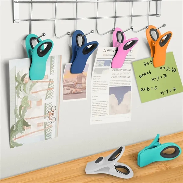 Magnetic Snack Sealing Chip Clip - Magnetic Snack Sealing Chip Clip - Image 4 of 4