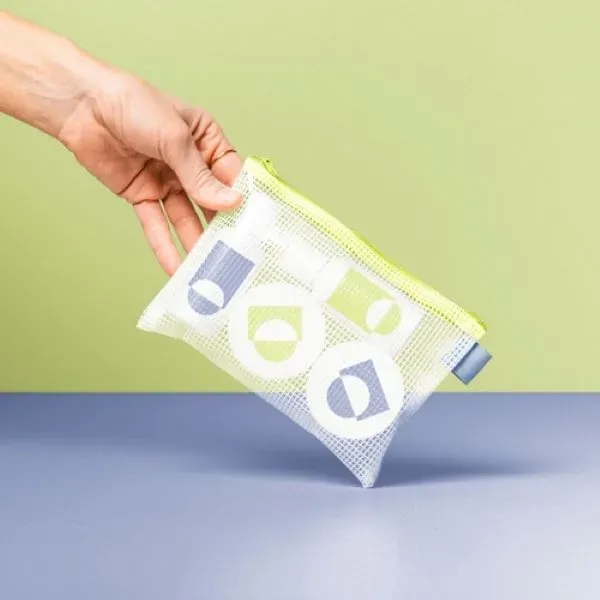 TRAVEL BODY CARE KIT - TRAVEL BODY CARE KIT - Image 1 of 3