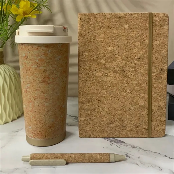 Eco-Friendly Gift Set with Water Bottle and Notebook - Eco-Friendly Gift Set with Water Bottle and Notebook - Image 3 of 3