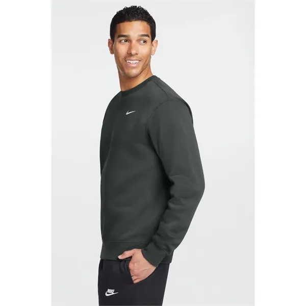 Nike Club Fleece Crew - Nike Club Fleece Crew - Image 18 of 28